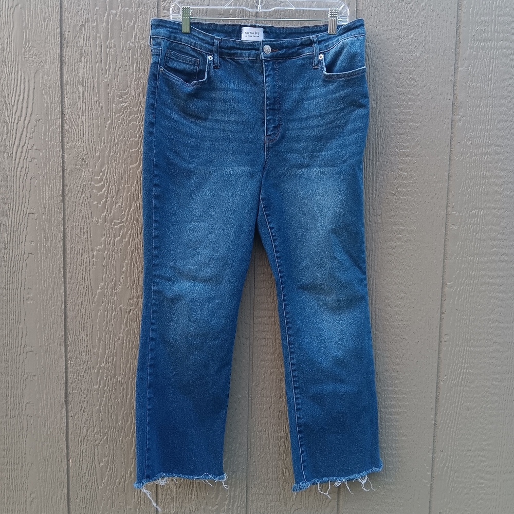 CROWN & IVY 5-Pocket Denim Bootcut Jeans With Fringe Hem Size 14P